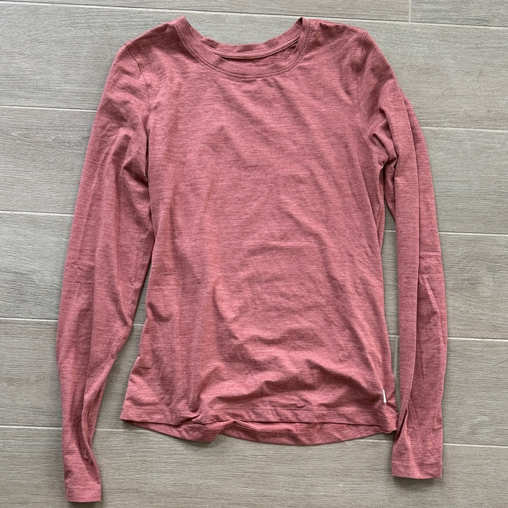 Vuori Women’s Long-Sleeve Lux Crew- Small